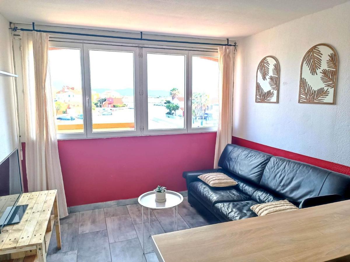 乐巴凯尔斯Agreable Logement Sur La Marina公寓 外观 照片